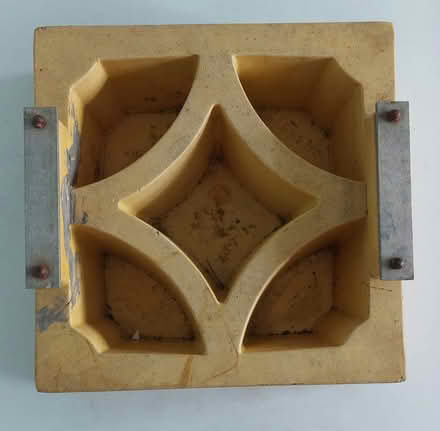 Photo of free block mould/maker (dorset) #1