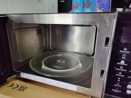 Photo of free Microwave (birstall LE4) #1
