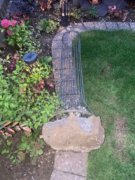 Photo of free Metal garden arch (Hitchin SG4) #4