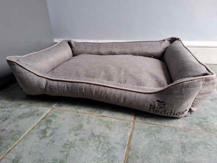 Photo of free Medium Dog Bed (Battle TN33) #1