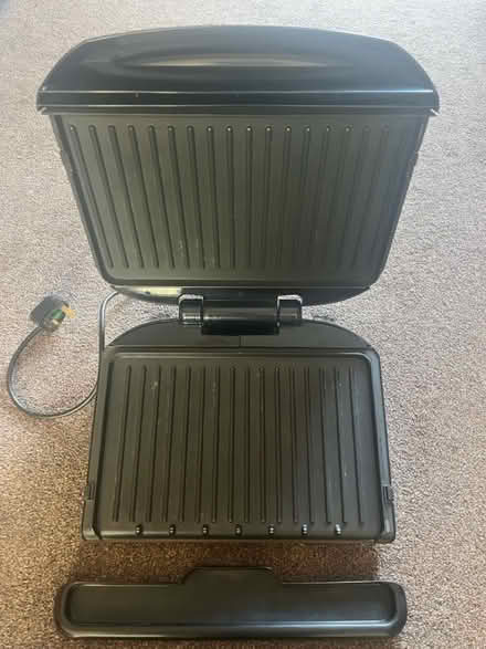 Photo of free George Foreman grill (Houghton Regis LU5) #2
