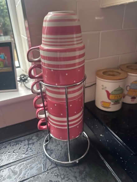 Photo of free Stacking mugs (Nast Hyde Farm AL10) #1