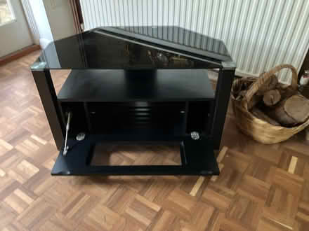 Photo of free TV stand (Lee, SE3) #2