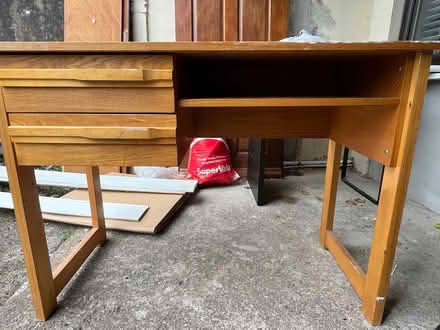 Photo of free Study / Computer Desk (Ballincollig (West)) #2