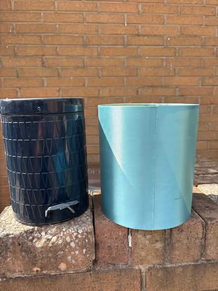 Photo of free Little bathroom bin and lampshade (moston M40,) #1