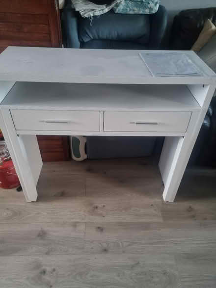 Photo of free Work station (Perivale) #1