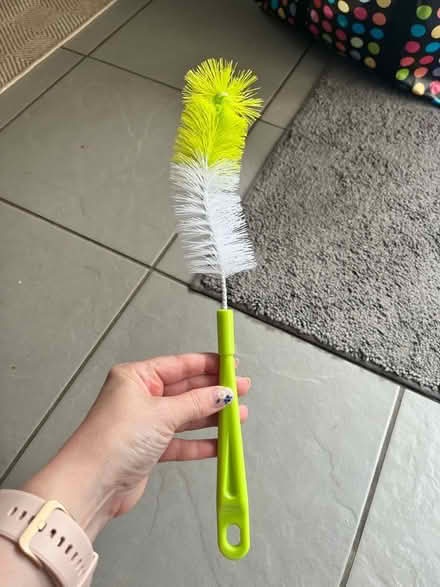 Photo of free Bottle brush (Marsh LA1) #1