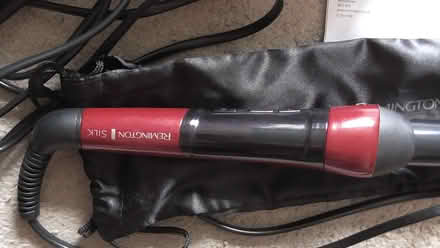 Photo of free curling wand (St Albans AL4) #1