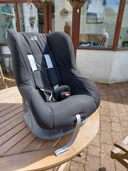 Photo of free Child's car seat (Kirkintilloch area) #1