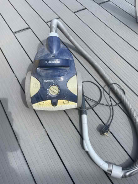 Photo of free Electrolux cyclone power cleaner (SY11) #1