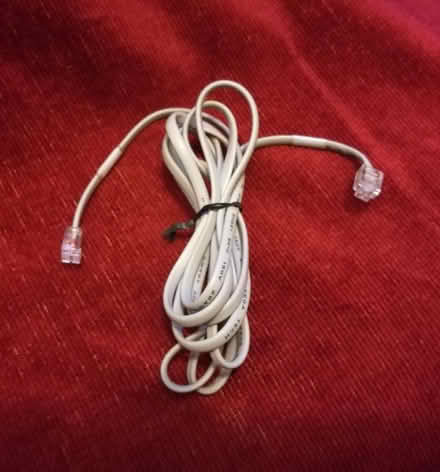 Photo of free 5 cables and connectors โ Telephone Broadband And E-link (Swaythling SO16) #3