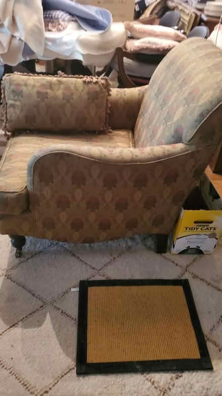 Photo of free Silk Chair (Mt.Pleasant and Eglinton area) #3