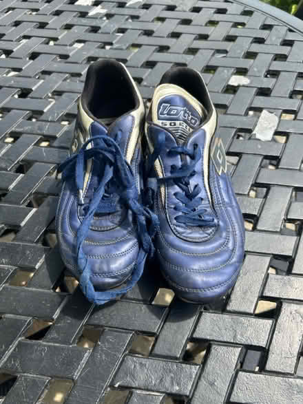 Photo of free Size 9 (Meadowvale, Mississauga) #1