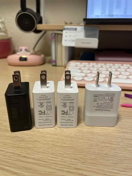 Photo of free USB adapter cables (Hallandale Beach Blvd and US1) #2