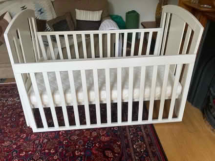 Photo of free Cot/toddler bed (N3 finchley central) #2