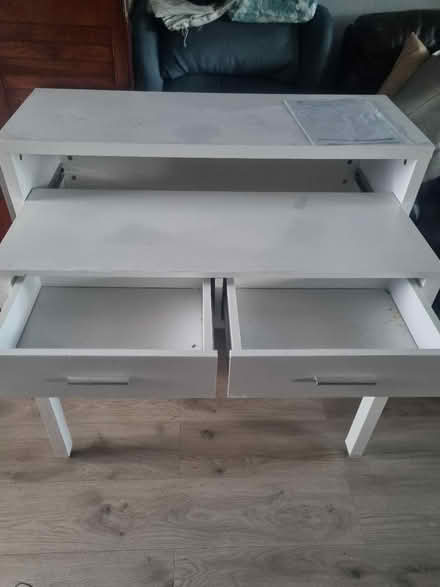 Photo of free Work station (Perivale) #3