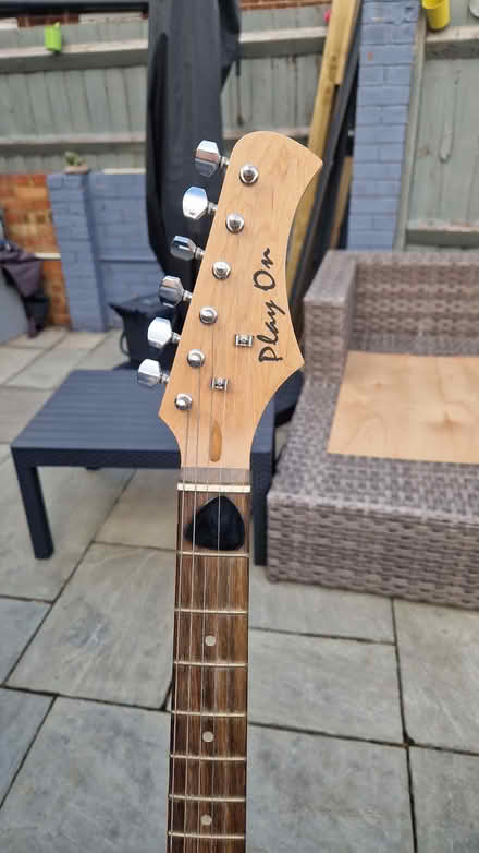 Photo of free Electric guitar (Maidenhead SL6) #3