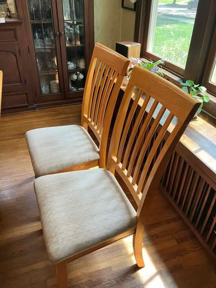 Photo of free Wooden dining room table and chairs (SW minneapolis) #3