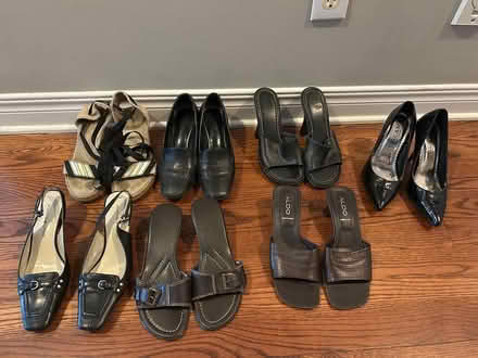 Photo of free Ladies shoes size 6 (Riverside/Hunt Club) #1