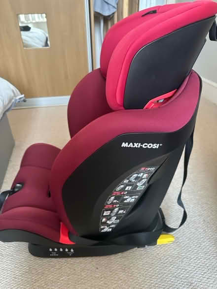 Photo of free Maxi Cosi Titan Car Seat (Whitton - TW2) #1
