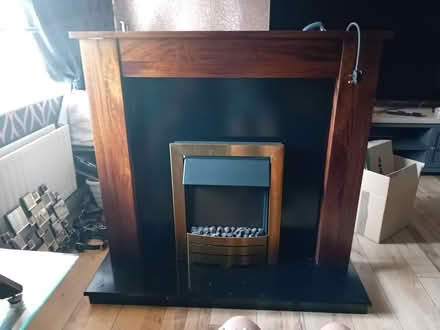 Photo of free eletric fire and surround (horsham RH12) #1