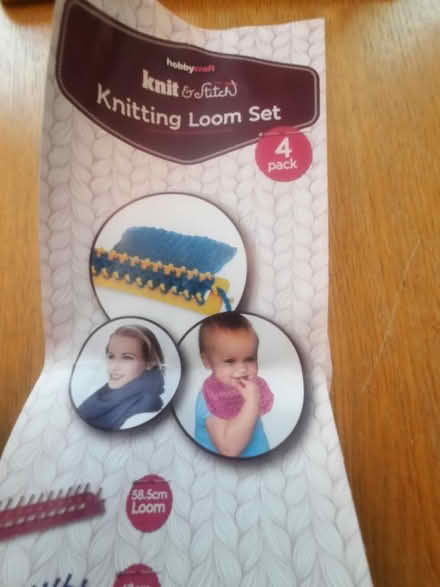 Photo of free Knitting Loom Set (Horsforth LS18) #2