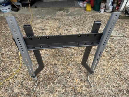 Photo of free TV mounting kit (Croydon) #1