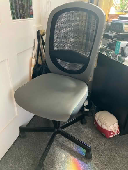 Photo of free Office chair (St Helenโs Parade Southsea) #1