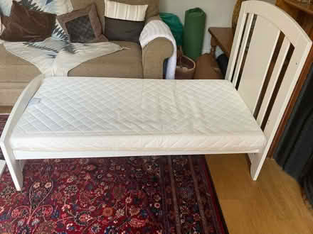 Photo of free Cot/toddler bed (N3 finchley central) #1