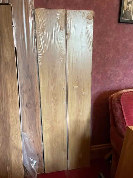 Photo of free Wood laminate floor boards (Northaw EN6) #1