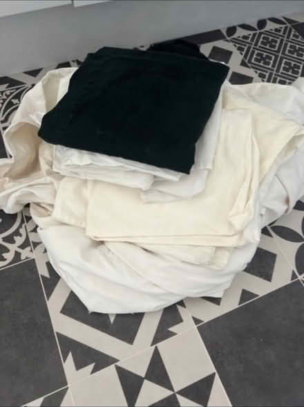 Photo of free Super king bedding set (Barry CF63) #1