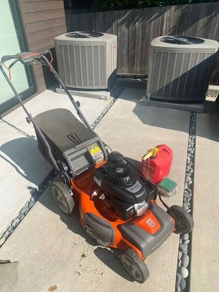 Photo of free Self Propelled Lawnmower (North Capitol Hill) #1