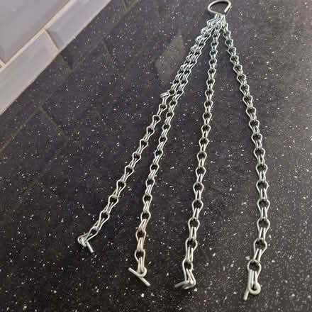 Photo of free New hanging baskets chain (Clive Vale TN35) #1