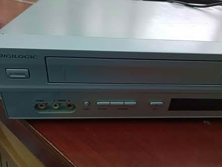 Photo of free VCR-DVD Recorder (Nailsea BS48) #2