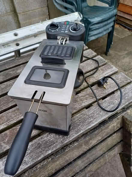 Photo of free A1 Cook - Deep Fat Fryer (Rainham, Kent - ME8) #1