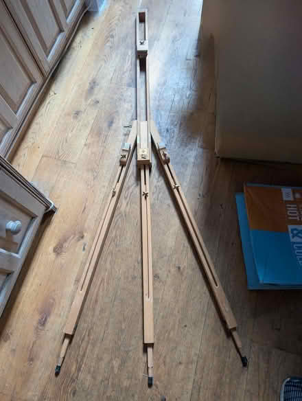 Photo of free Artist's easel (Brook Green) #1
