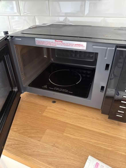 Photo of free Microwave (Cotham Ward BS6) #2