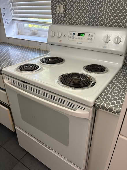 Photo of free Moffat Stove (North York) #1