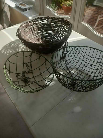 Photo of free 3 hanging baskets (Chorleywood WD3 5) #1