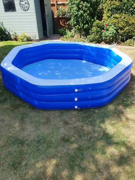 Photo of free Large paddling pool (Droitwich WR9) #1