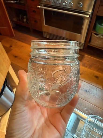 Photo of Round small mason jars (Beaverton) #1