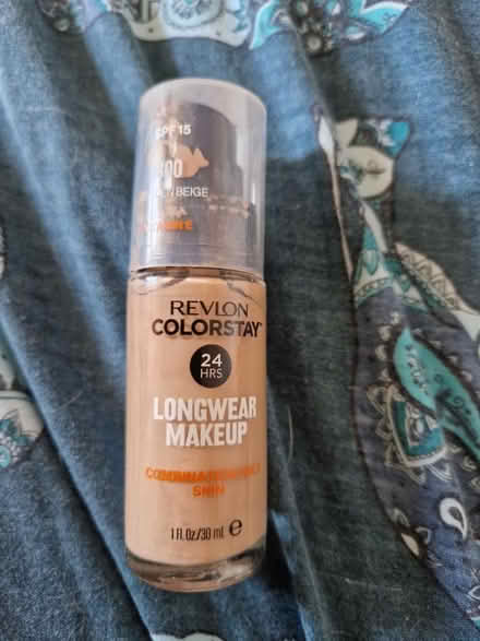Photo of free Revlon foundation (Aylesbury HP20) #1