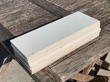 Photo of free 9x white wall tiles, 40x 15cm (Near Christchurch BA15) #1