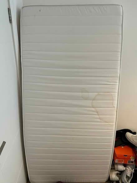 Photo of free 1 person mattress (NW3 Belsize Park) #3