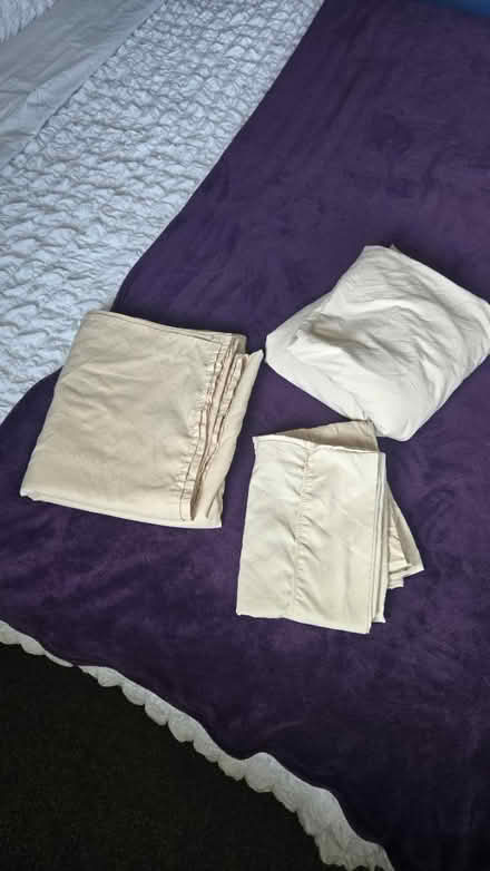 Photo of free Sand coloured double bedding (Woodside, DY2) #1