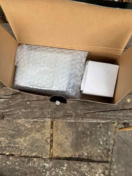 Photo of free New UHF Mini RF Modulator (Dogsthorpe PE1) #1