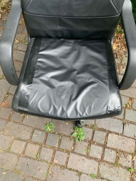 Photo of free Office chair - swivvles (Slightly north of Edenbridge) #2