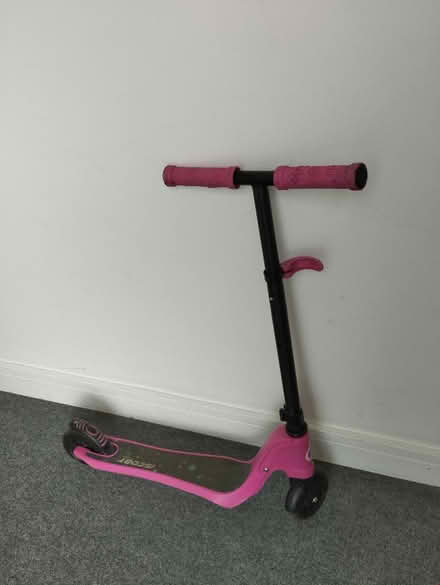 Photo of free Kids scooter 🛴 (Luton LU1) #1