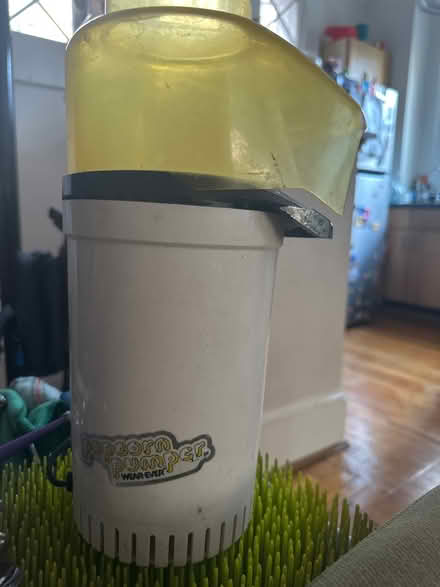 Photo of free Air popcorn popper (Adams Morgan) #3