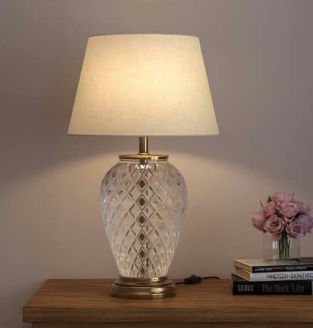 Photo of lamp shade (Fontenaix subdiv., Naperville) #1